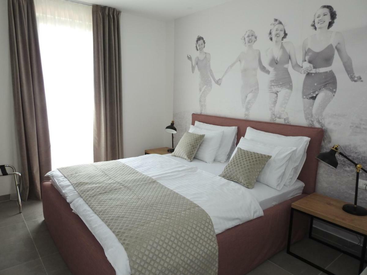Luxury Apartments Magali 로비니 외부 사진