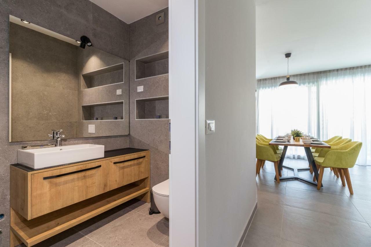 Luxury Apartments Magali 로비니 외부 사진