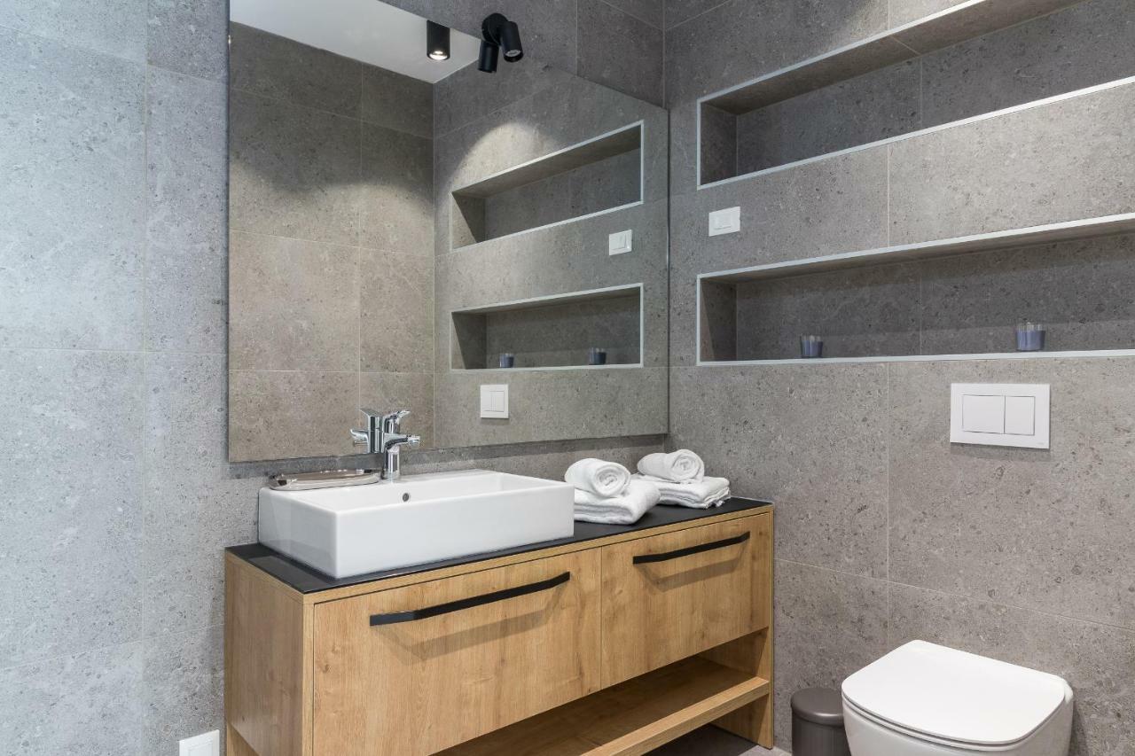 Luxury Apartments Magali 로비니 외부 사진